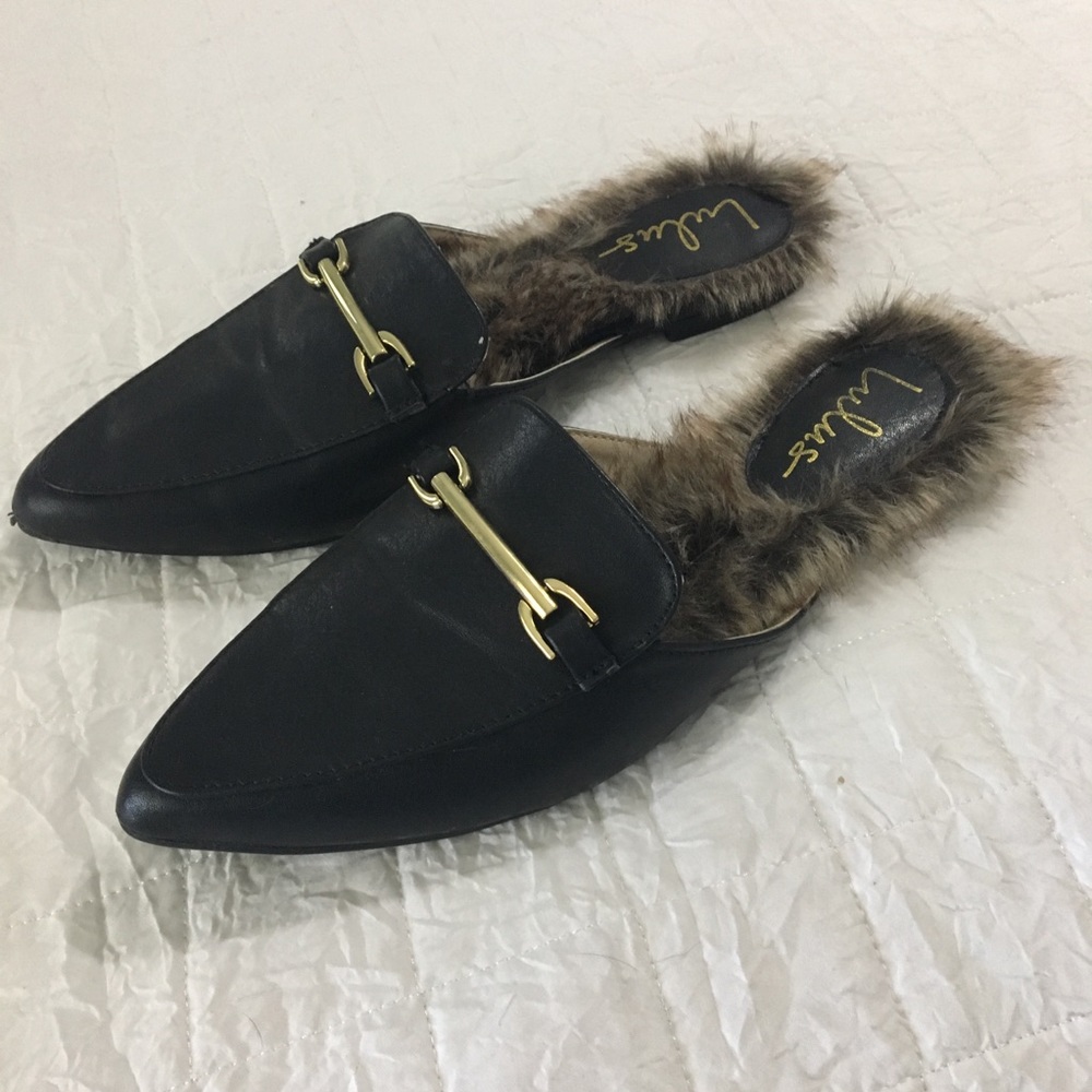 LuLus Black Slides with Fur